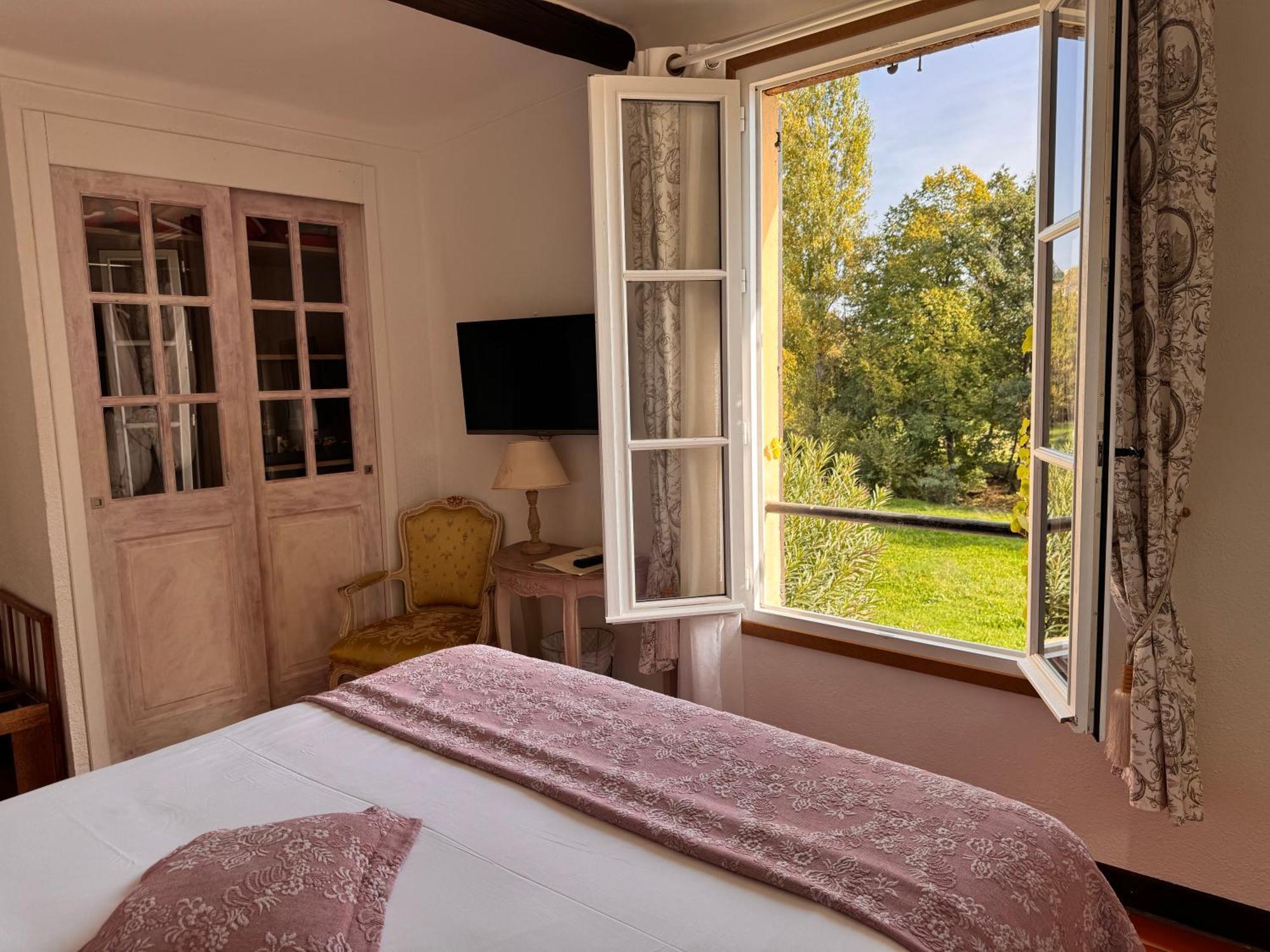 Hotel-Restaurant Le Moulin De La Camandoule Fayence Buitenkant foto